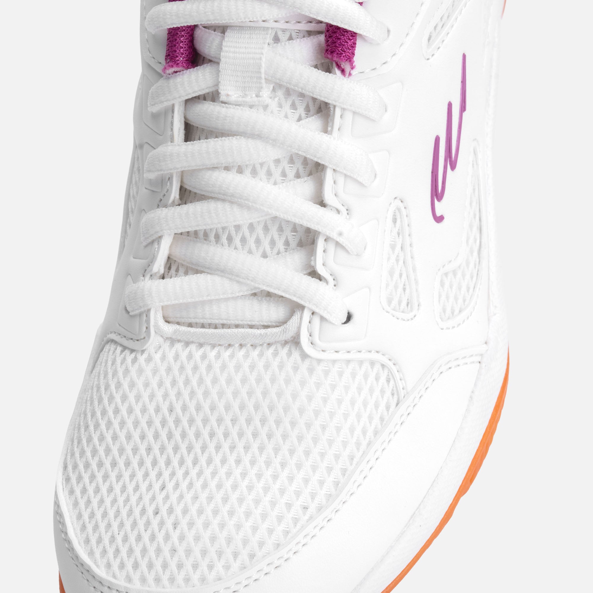 DASH COURT L