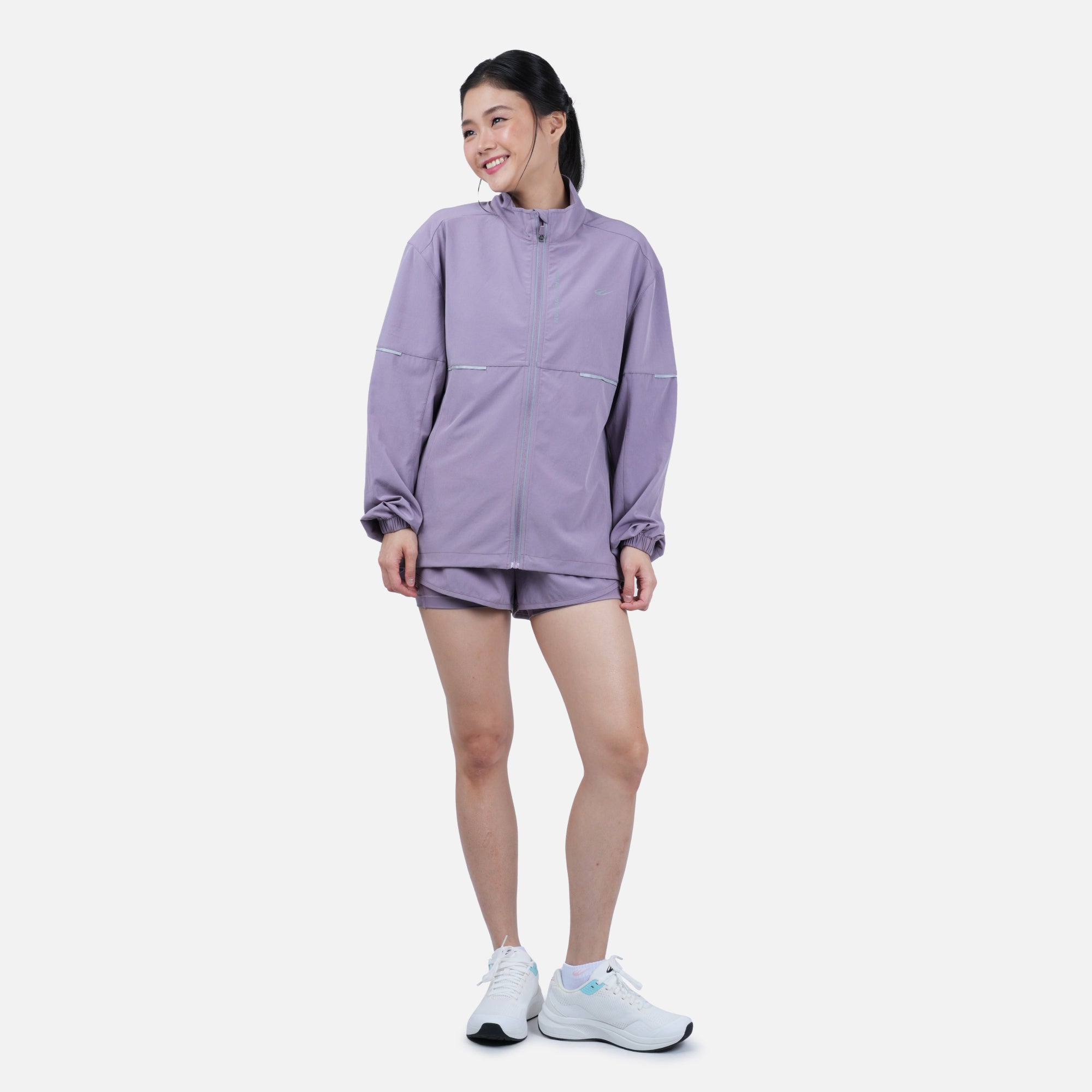 WBL PERF JACKET 02 Secondary image