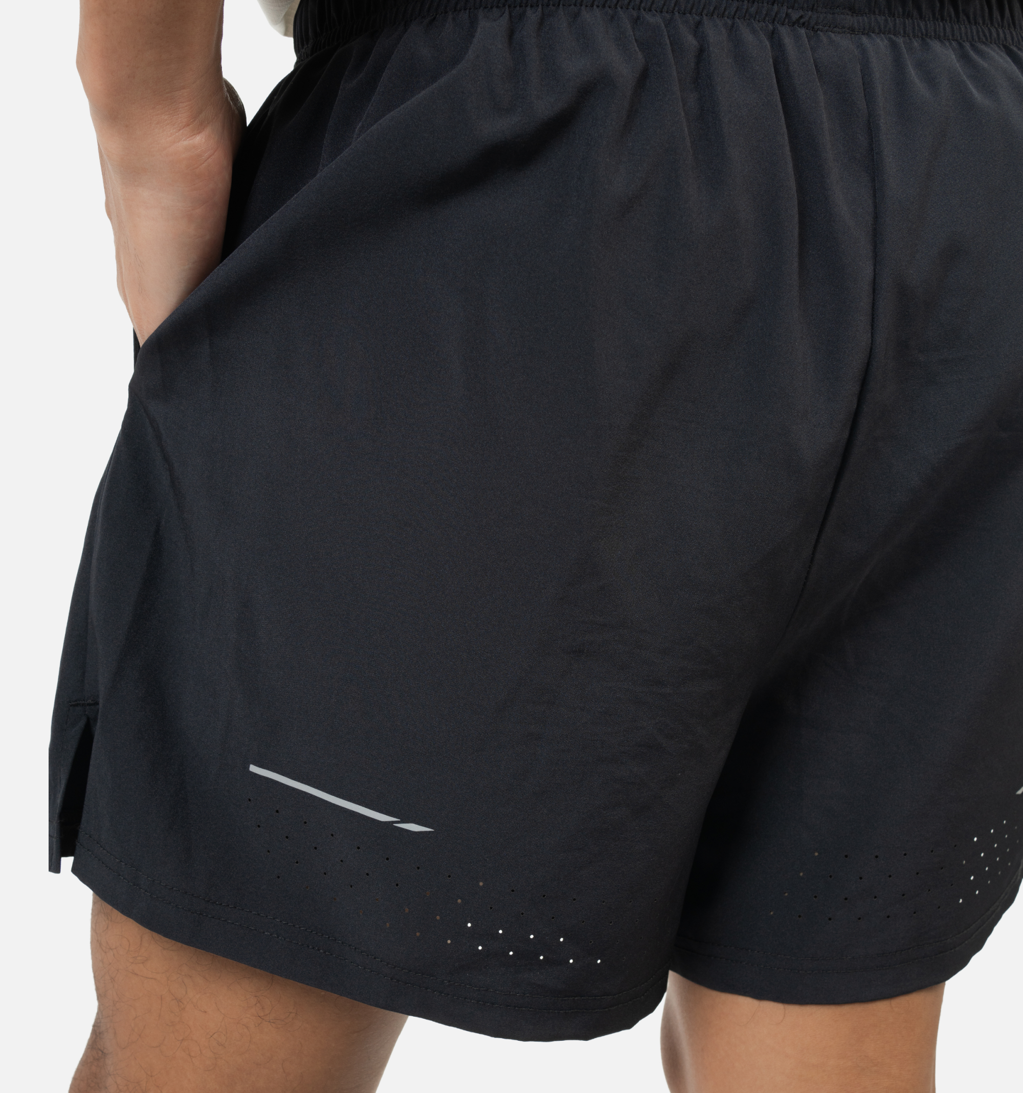 WBM ACTIVE SHORTS 24 Secondary image