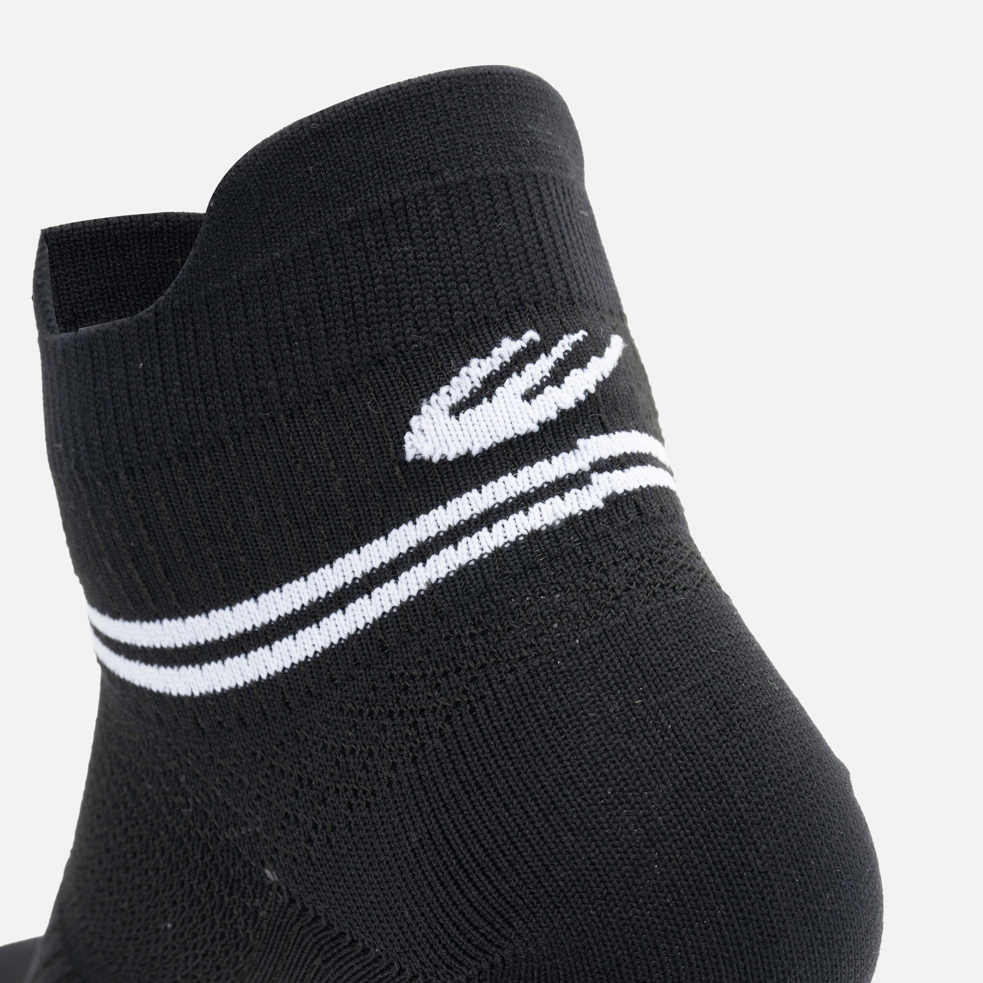 WBM ANKLE SOCKS 02 Secondary image