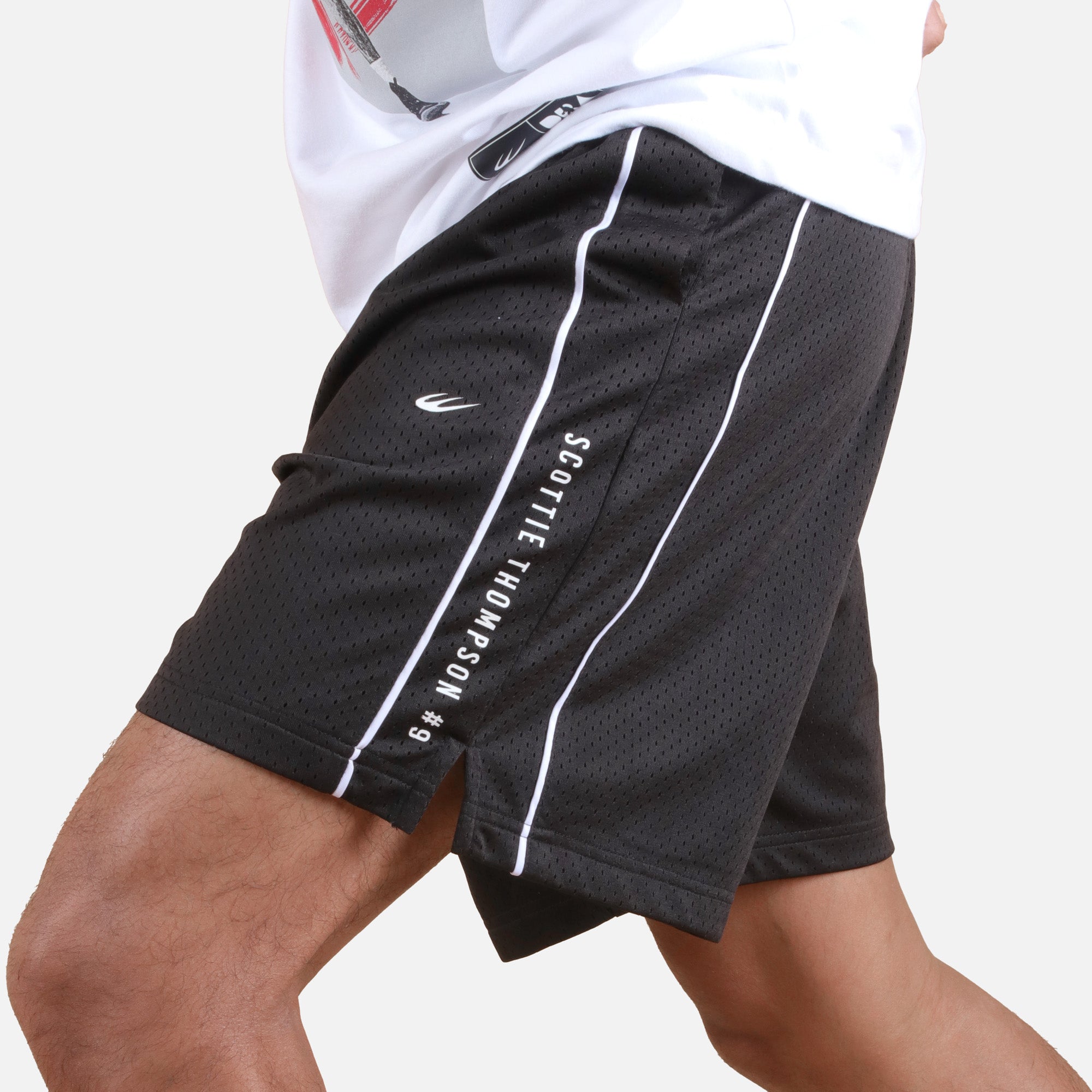 WBM SCOTTIE HOOP SHORTS Secondary image