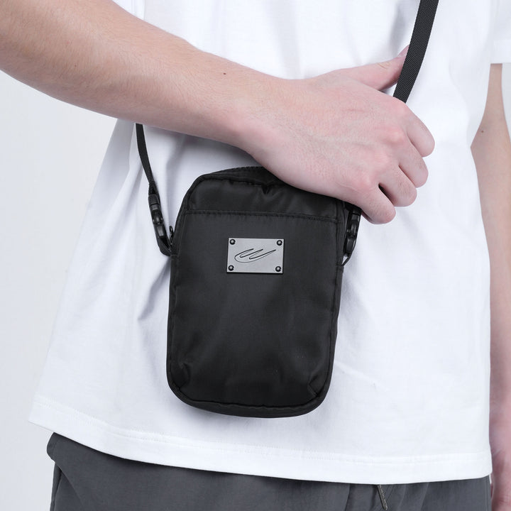 WBM SLING BAG 06