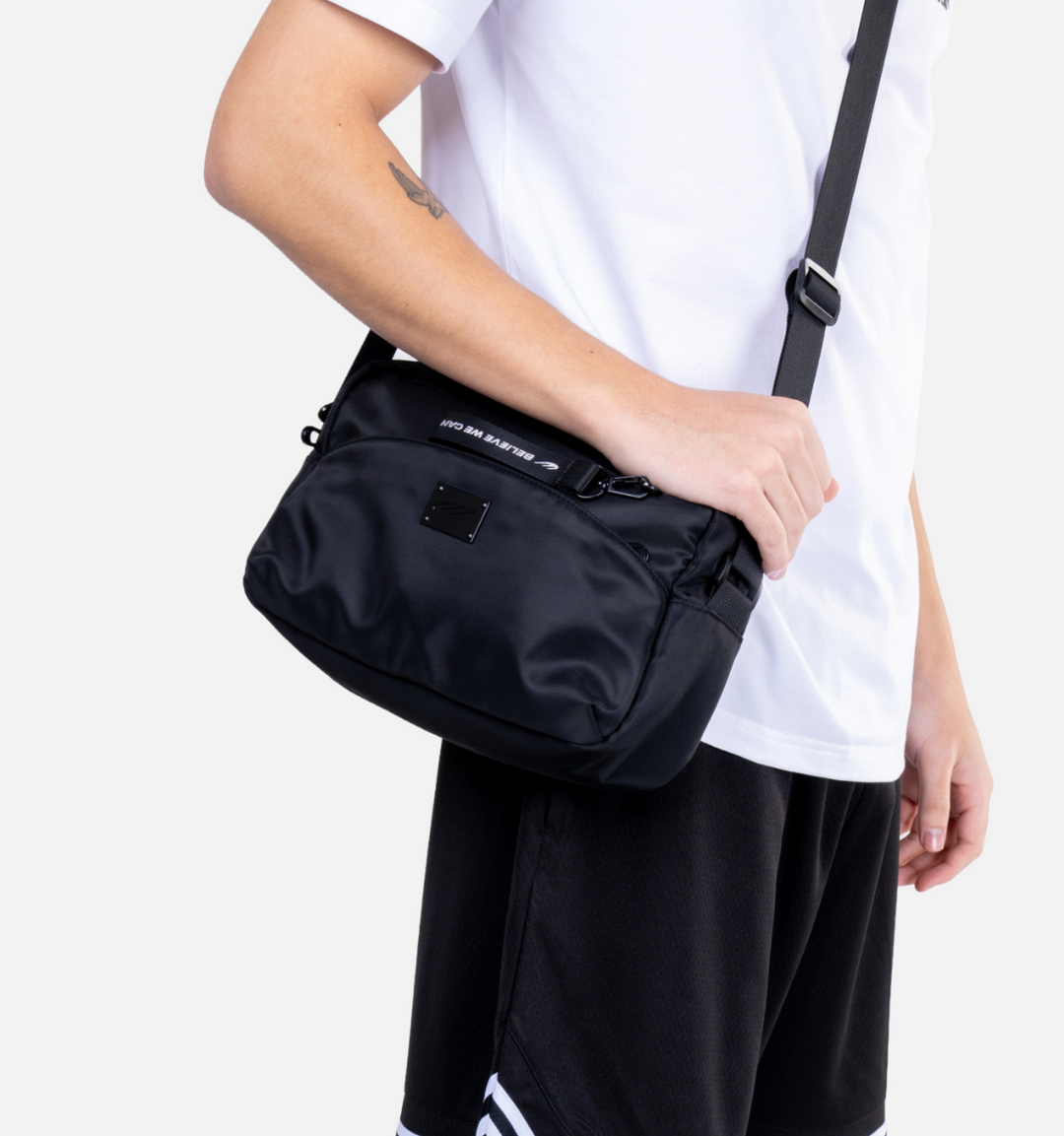 WBM SLING BAG 11