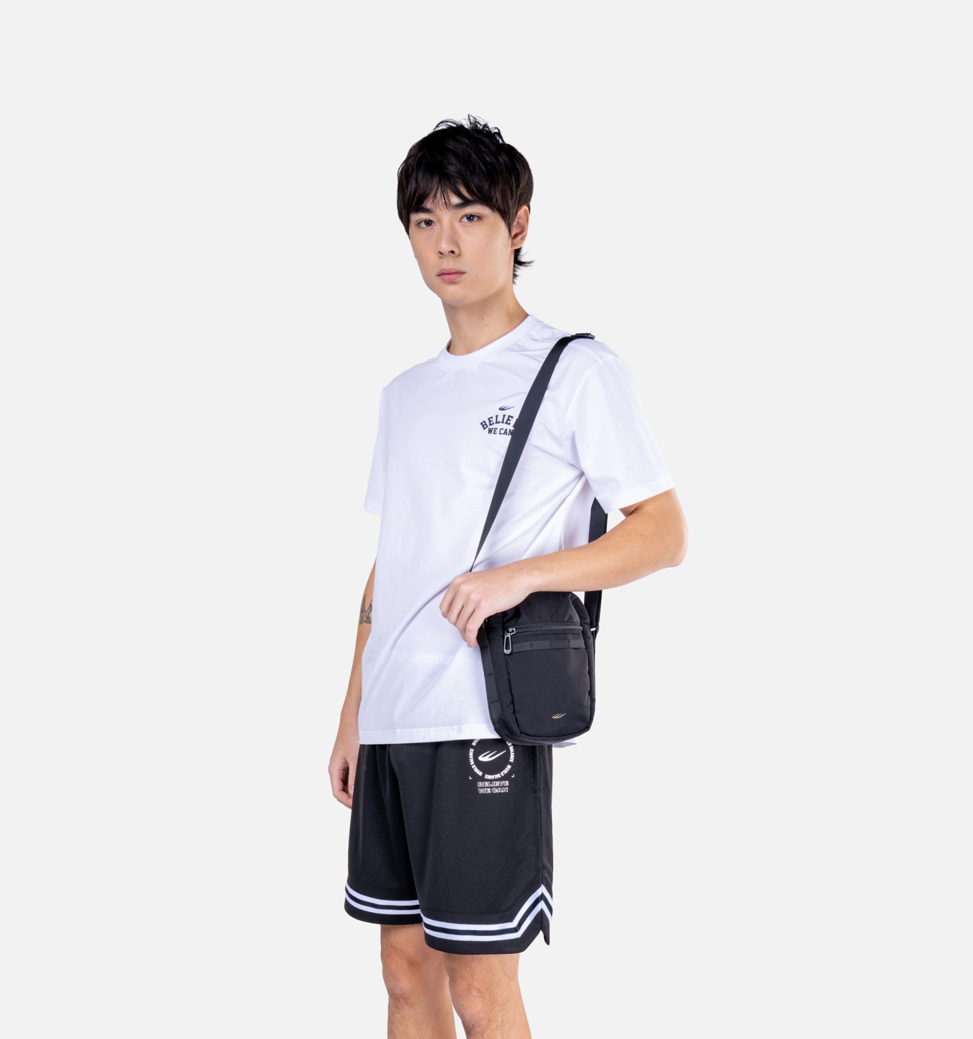 WBM SLING BAG 12 Main image
