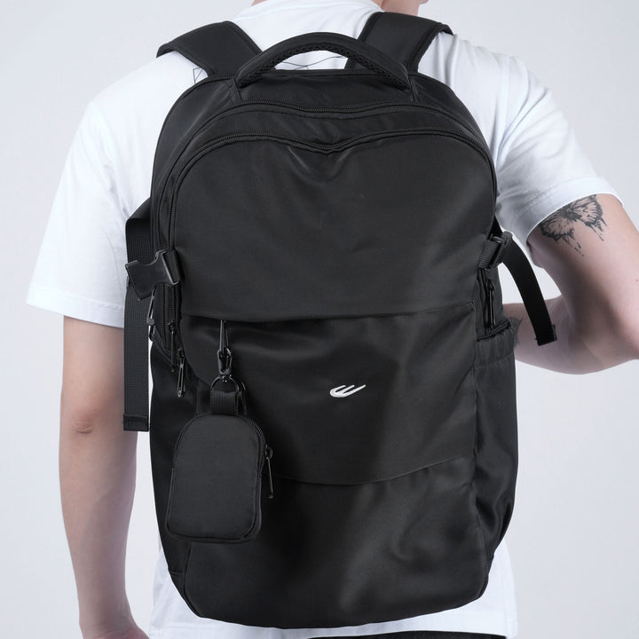 WBM TRAVEL BACKPACK 01