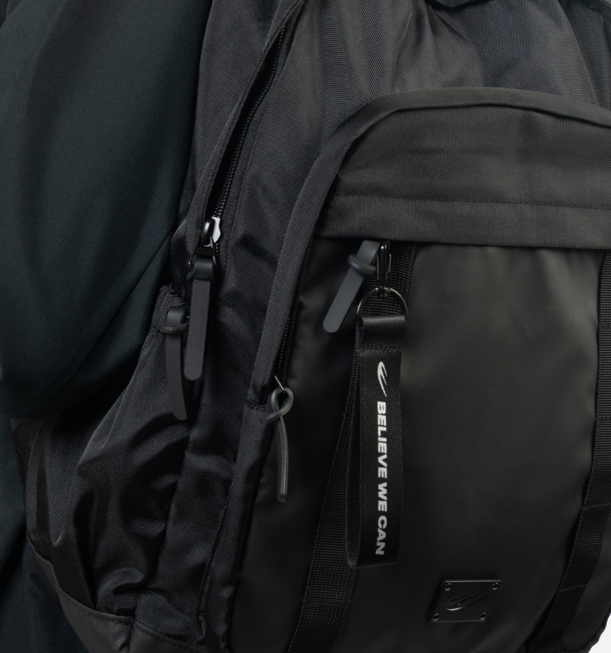 WBM TRAVEL BACKPACK 02 Secondary image